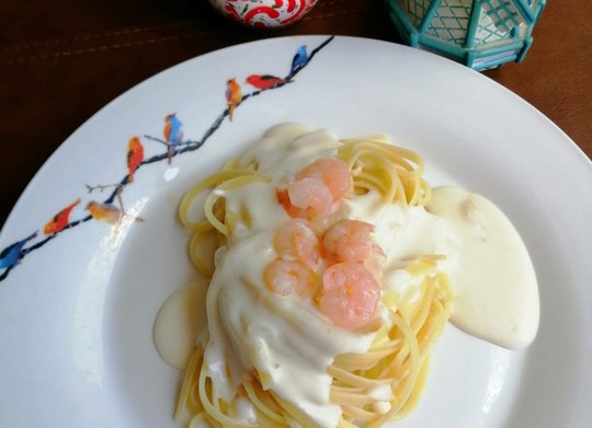 Tallarines con salsa blanca y camarones | MyCook Chile